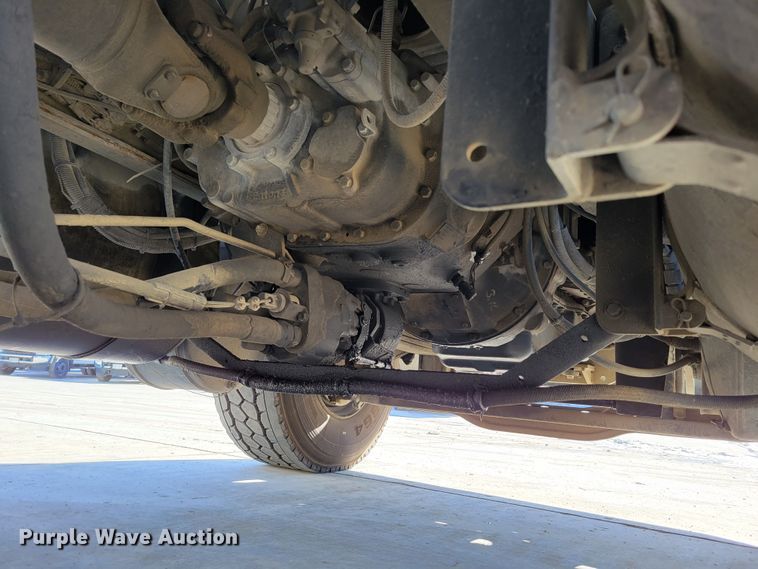 image for item DO4170 2002 Mack CV713 Granite  dump truck