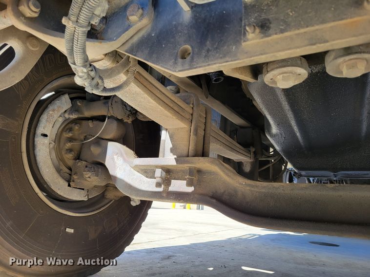 image for item DO4170 2002 Mack CV713 Granite  dump truck