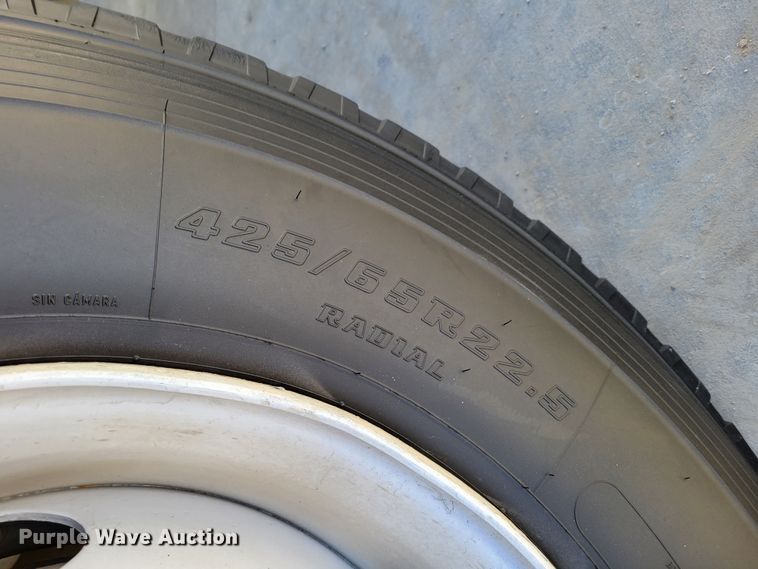 image for item DO4170 2002 Mack CV713 Granite  dump truck