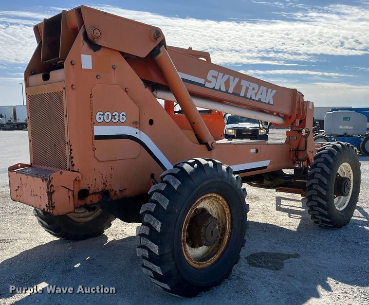 image for item DP0461 SkyTrak 6036  telehandler