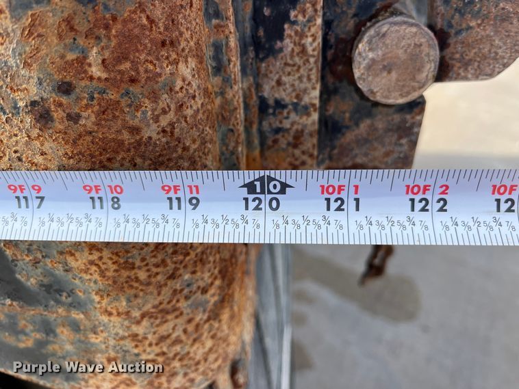 image for item DP0465 1999 International 4700  dump truck