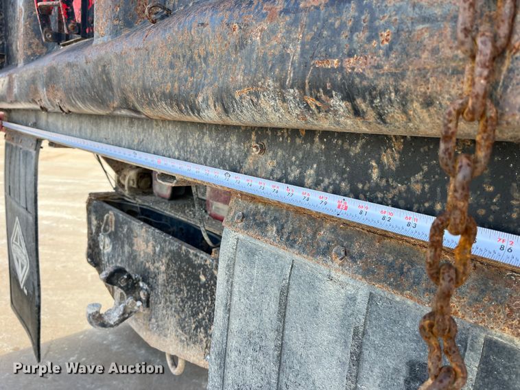 image for item DP0465 1999 International 4700  dump truck