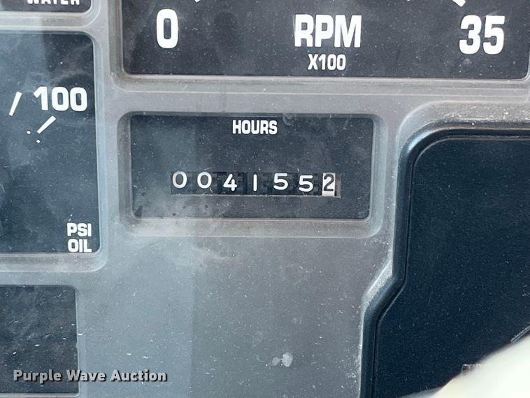 image for item DP0465 1999 International 4700  dump truck