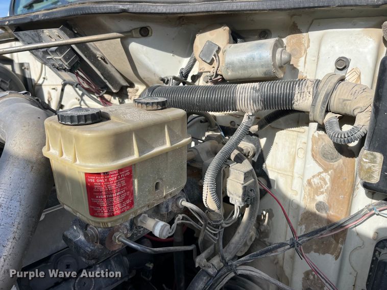 image for item DP0465 1999 International 4700  dump truck