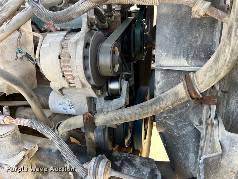 image for item DP0465 1999 International 4700  dump truck