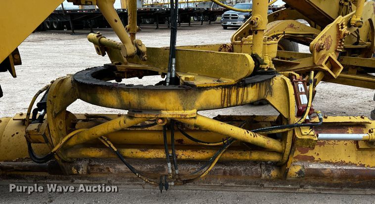 image for item DQ1959 1970 Galion 160 Series L  rigid frame motor grader