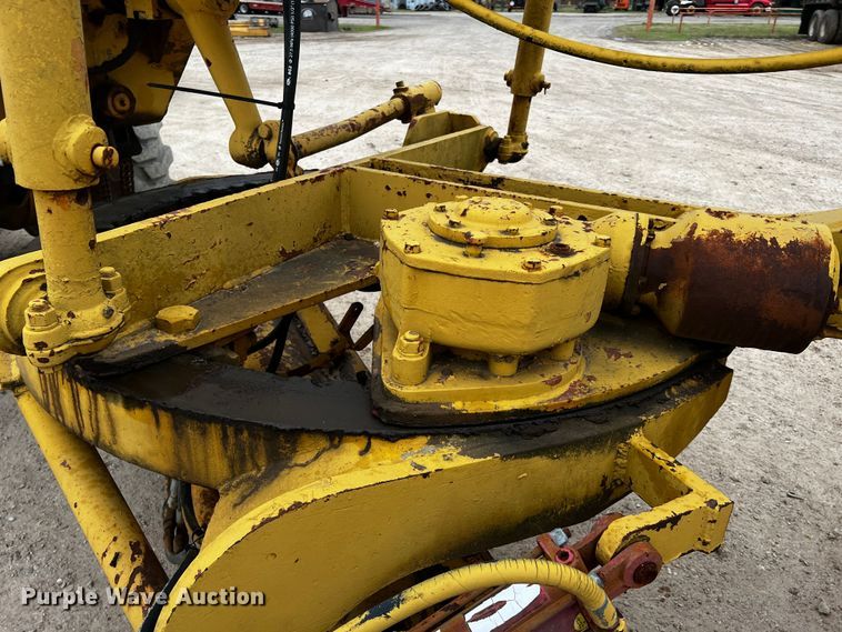 image for item DQ1959 1970 Galion 160 Series L  rigid frame motor grader