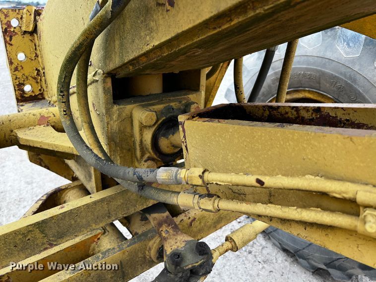 image for item DQ1959 1970 Galion 160 Series L  rigid frame motor grader