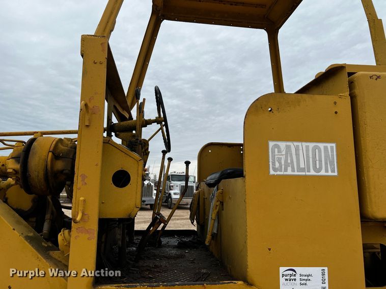 image for item DQ1959 1970 Galion 160 Series L  rigid frame motor grader