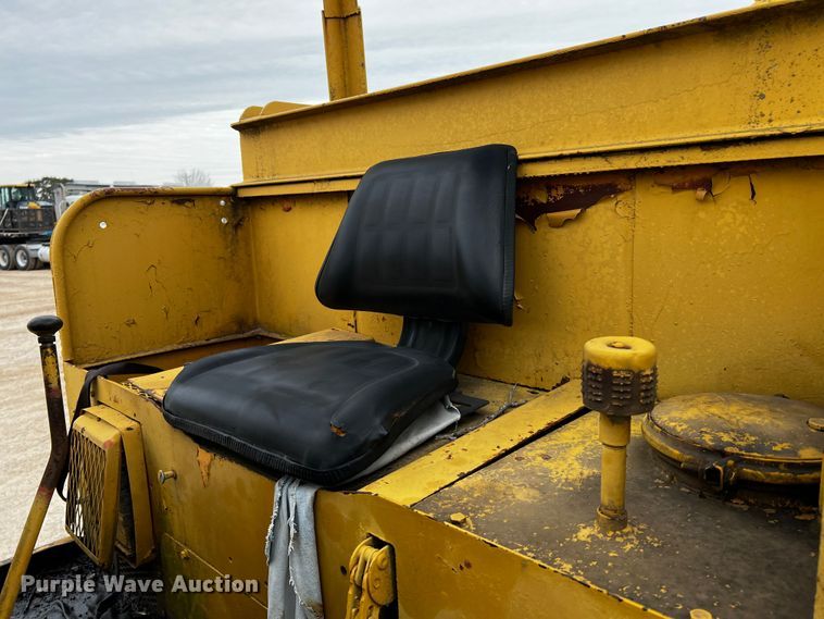 image for item DQ1959 1970 Galion 160 Series L  rigid frame motor grader