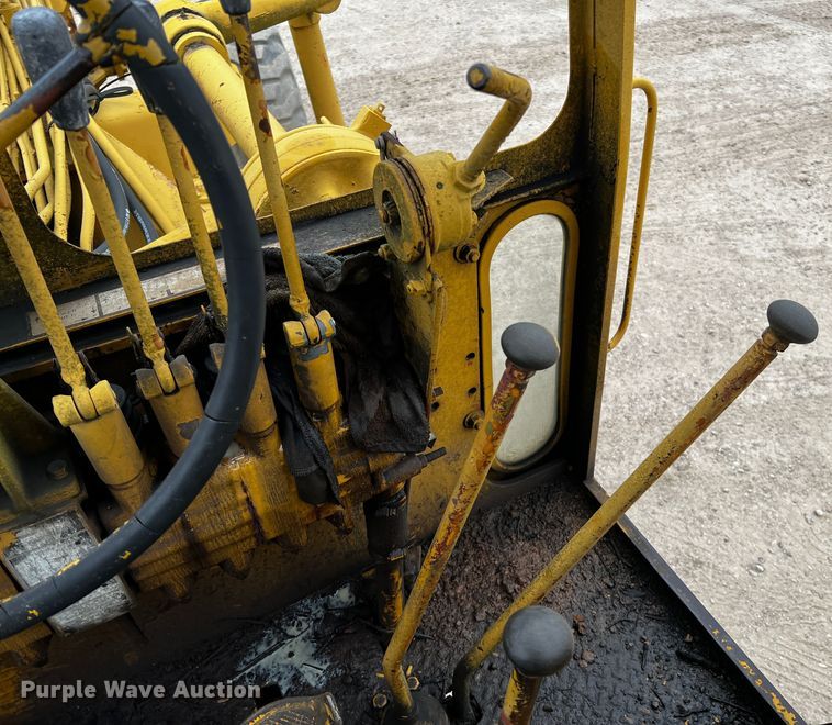 image for item DQ1959 1970 Galion 160 Series L  rigid frame motor grader