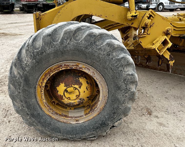 image for item DQ1959 1970 Galion 160 Series L  rigid frame motor grader