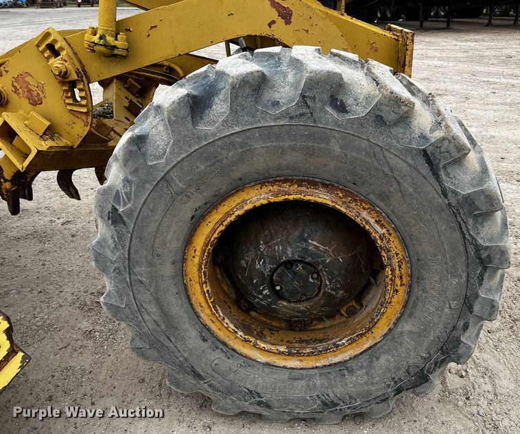 image for item DQ1959 1970 Galion 160 Series L  rigid frame motor grader