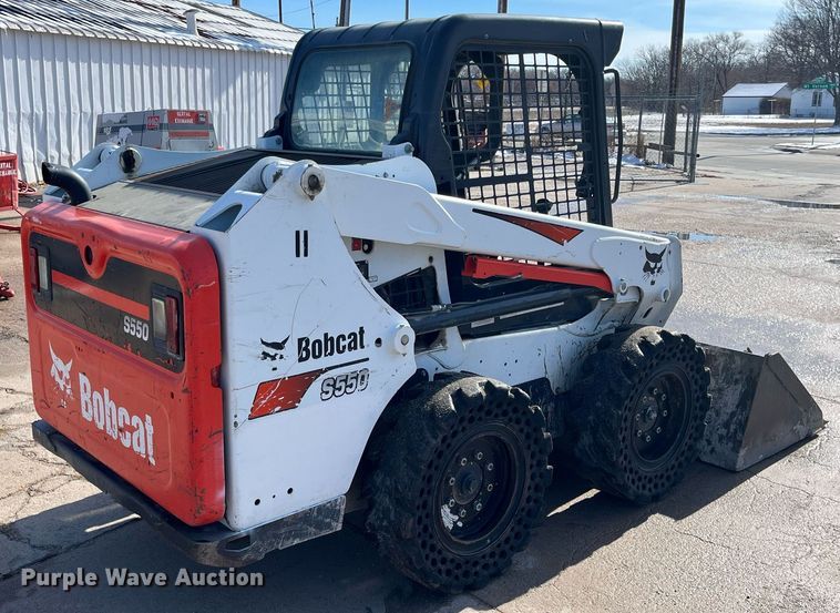 image for item DQ3972 2017 Bobcat S550  skid steer loader