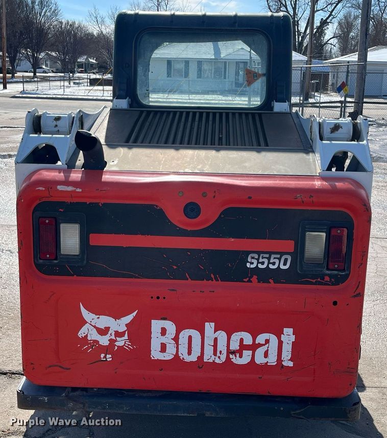 image for item DQ3972 2017 Bobcat S550  skid steer loader