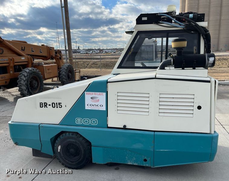 image for item DQ3975 Tennant 800  sweeper