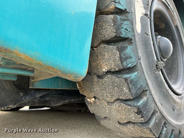 image for item DQ3975 Tennant 800  sweeper