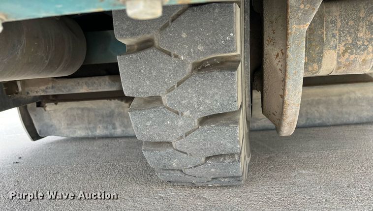 image for item DQ3975 Tennant 800  sweeper