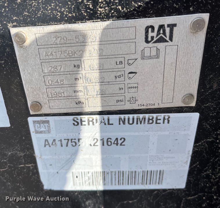 image for item DQ3977 Caterpillar 279-5376  skid steer bucket