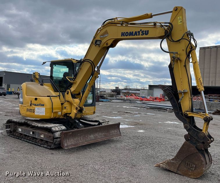 image for item DQ3981 2008 Komatsu PC88MR-8  mini excavator