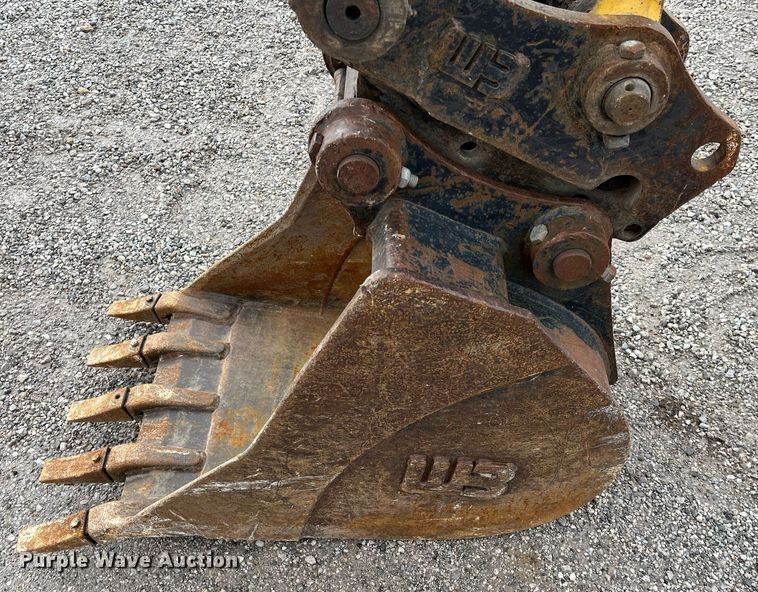 image for item DQ3981 2008 Komatsu PC88MR-8  mini excavator