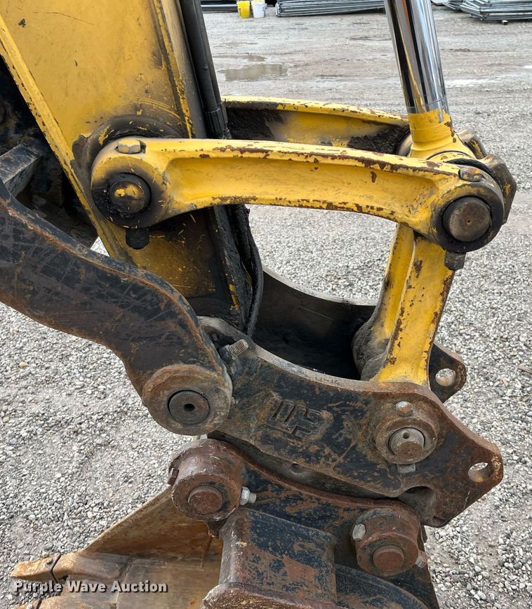 image for item DQ3981 2008 Komatsu PC88MR-8  mini excavator