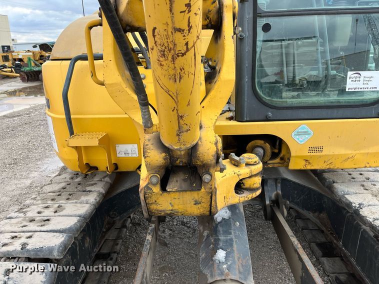 image for item DQ3981 2008 Komatsu PC88MR-8  mini excavator