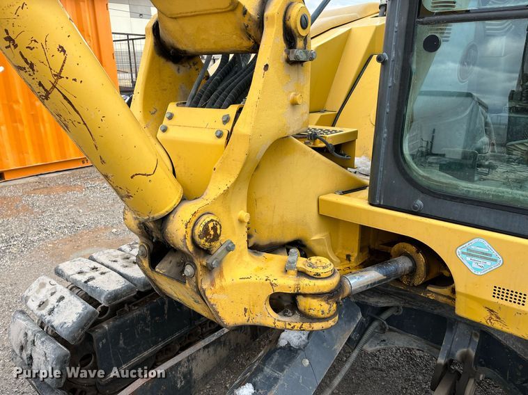 image for item DQ3981 2008 Komatsu PC88MR-8  mini excavator