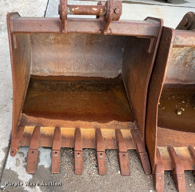 image for item DQ3981 2008 Komatsu PC88MR-8  mini excavator