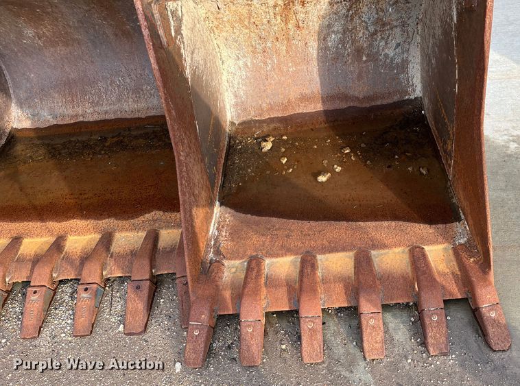 image for item DQ3981 2008 Komatsu PC88MR-8  mini excavator