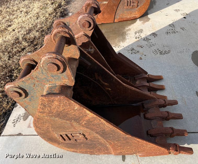 image for item DQ3981 2008 Komatsu PC88MR-8  mini excavator