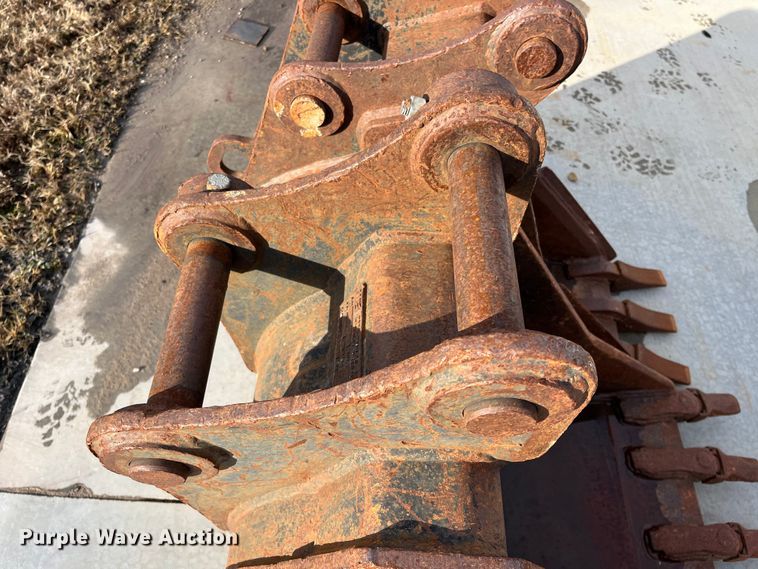 image for item DQ3981 2008 Komatsu PC88MR-8  mini excavator