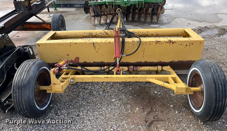 image for item DQ3982 Brown  box blade