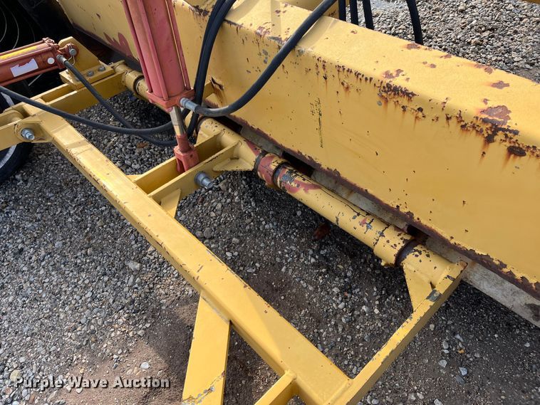 image for item DQ3982 Brown  box blade