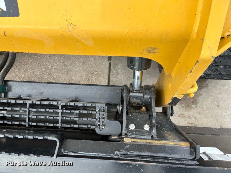 image for item DQ3985 2015 Caterpillar 277D  tracked skid steer loader