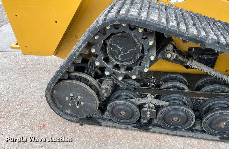 image for item DQ3985 2015 Caterpillar 277D  tracked skid steer loader