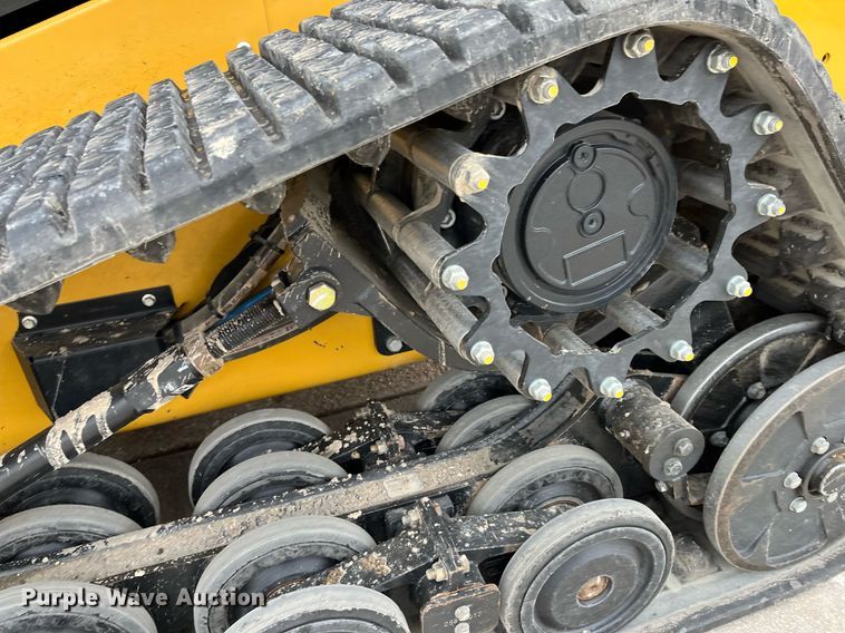 image for item DQ3985 2015 Caterpillar 277D  tracked skid steer loader