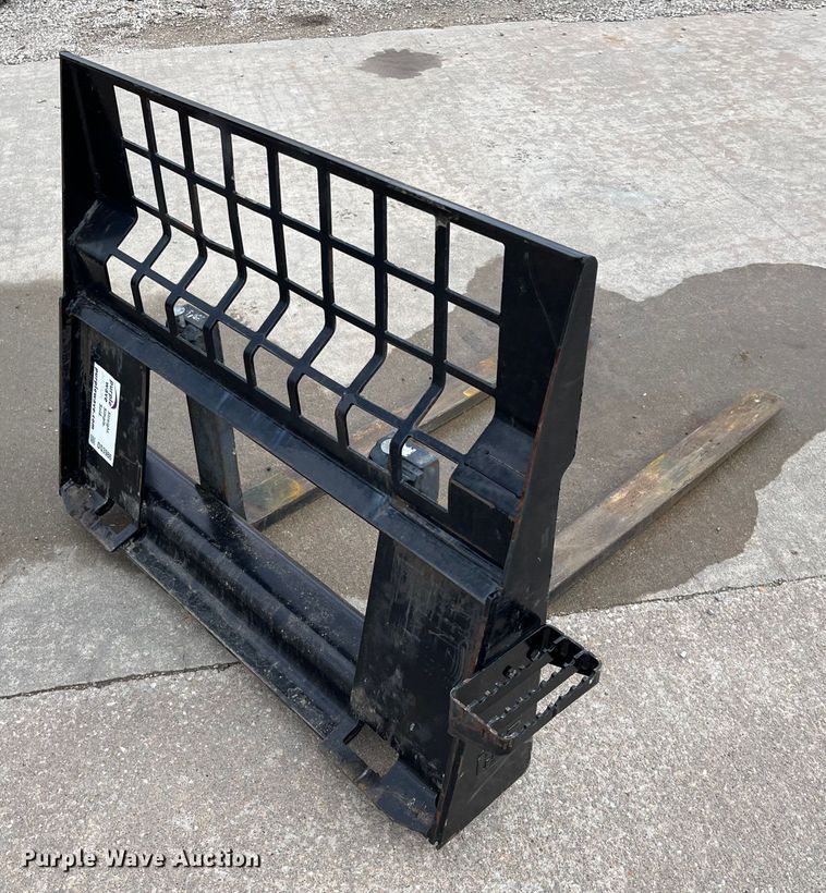 image for item DQ3986 Caterpillar 351-9371  skid steer forks