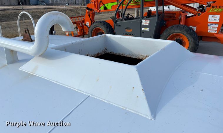 image for item DQ3987 Interpipe  water tank bed