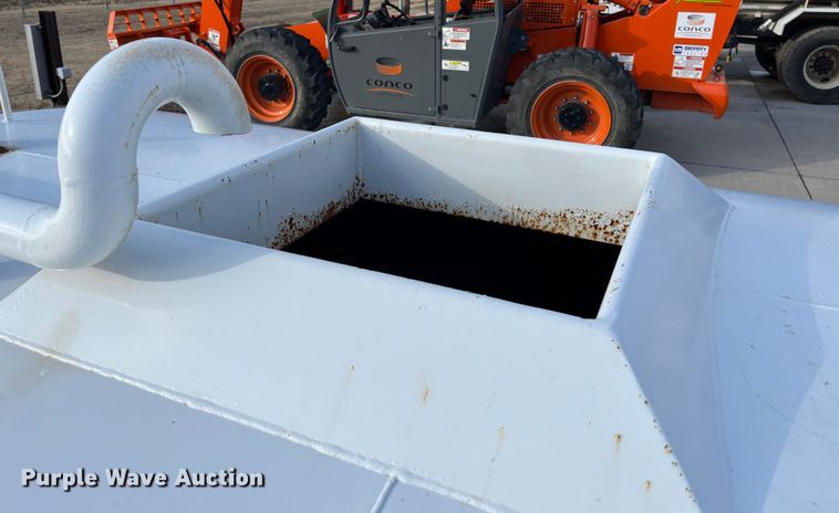 image for item DQ3987 Interpipe  water tank bed