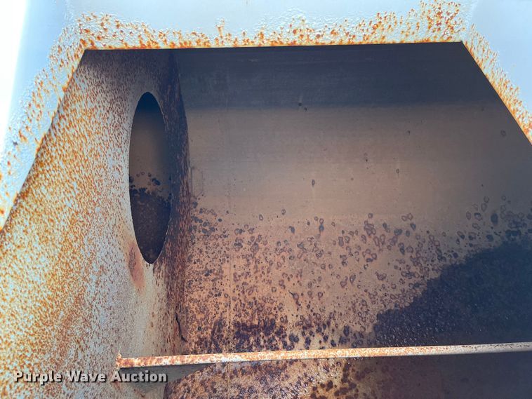 image for item DQ3987 Interpipe  water tank bed