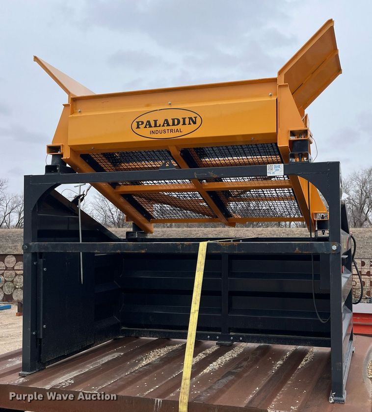 image for item DQ4035 Paladin US70  screen