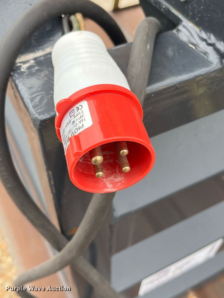 image for item DQ4035 Paladin US70  screen