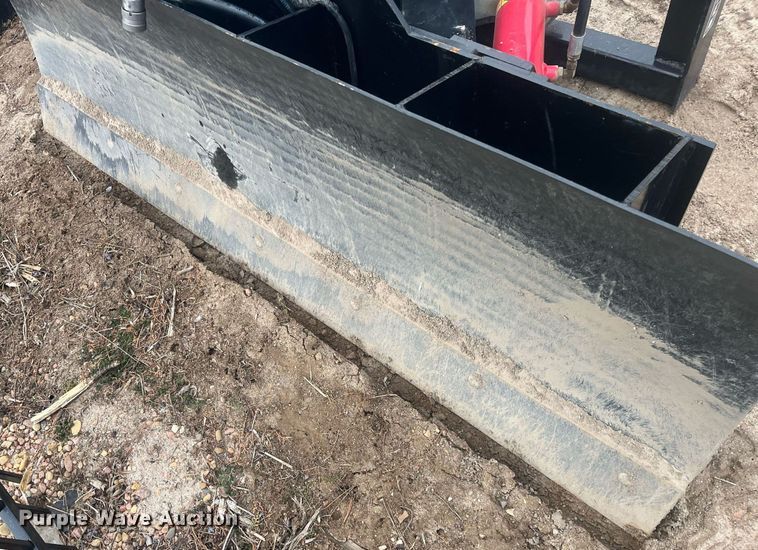 image for item DQ4050 Mclaren SW76  skid steer blade