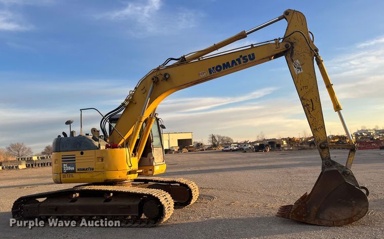 image for item DQ5076 2006 Komatsu PC228USLC-3N0  excavator