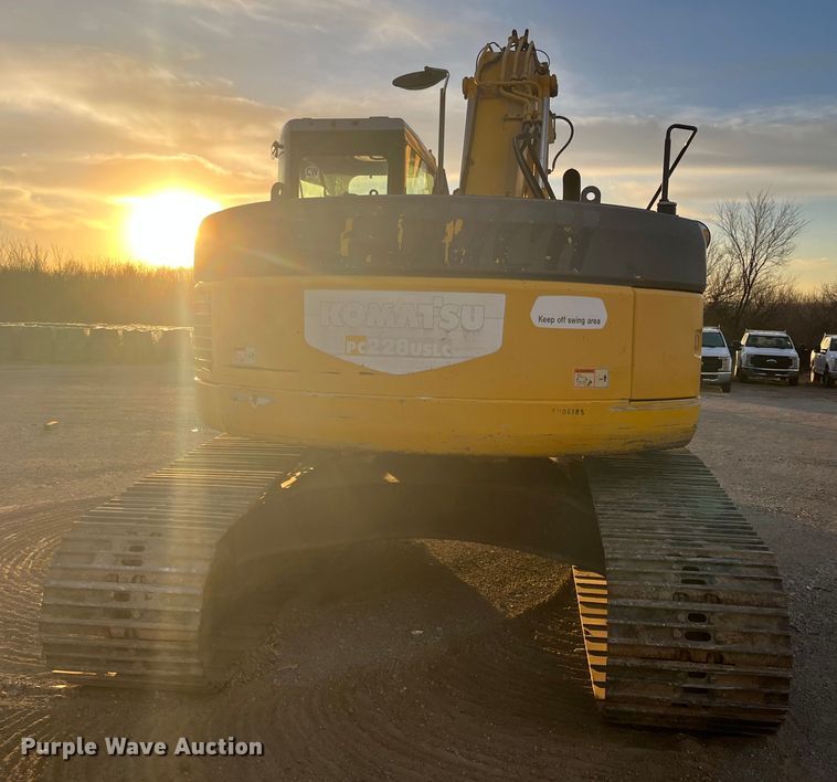 image for item DQ5076 2006 Komatsu PC228USLC-3N0  excavator