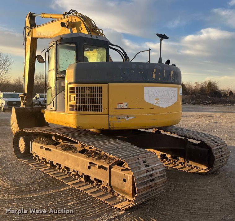 image for item DQ5076 2006 Komatsu PC228USLC-3N0  excavator