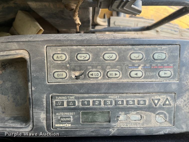 image for item DQ5076 2006 Komatsu PC228USLC-3N0  excavator