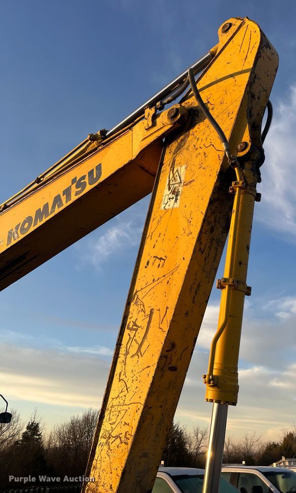 image for item DQ5076 2006 Komatsu PC228USLC-3N0  excavator