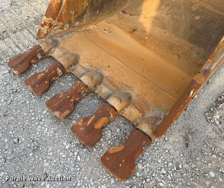 image for item DQ5076 2006 Komatsu PC228USLC-3N0  excavator